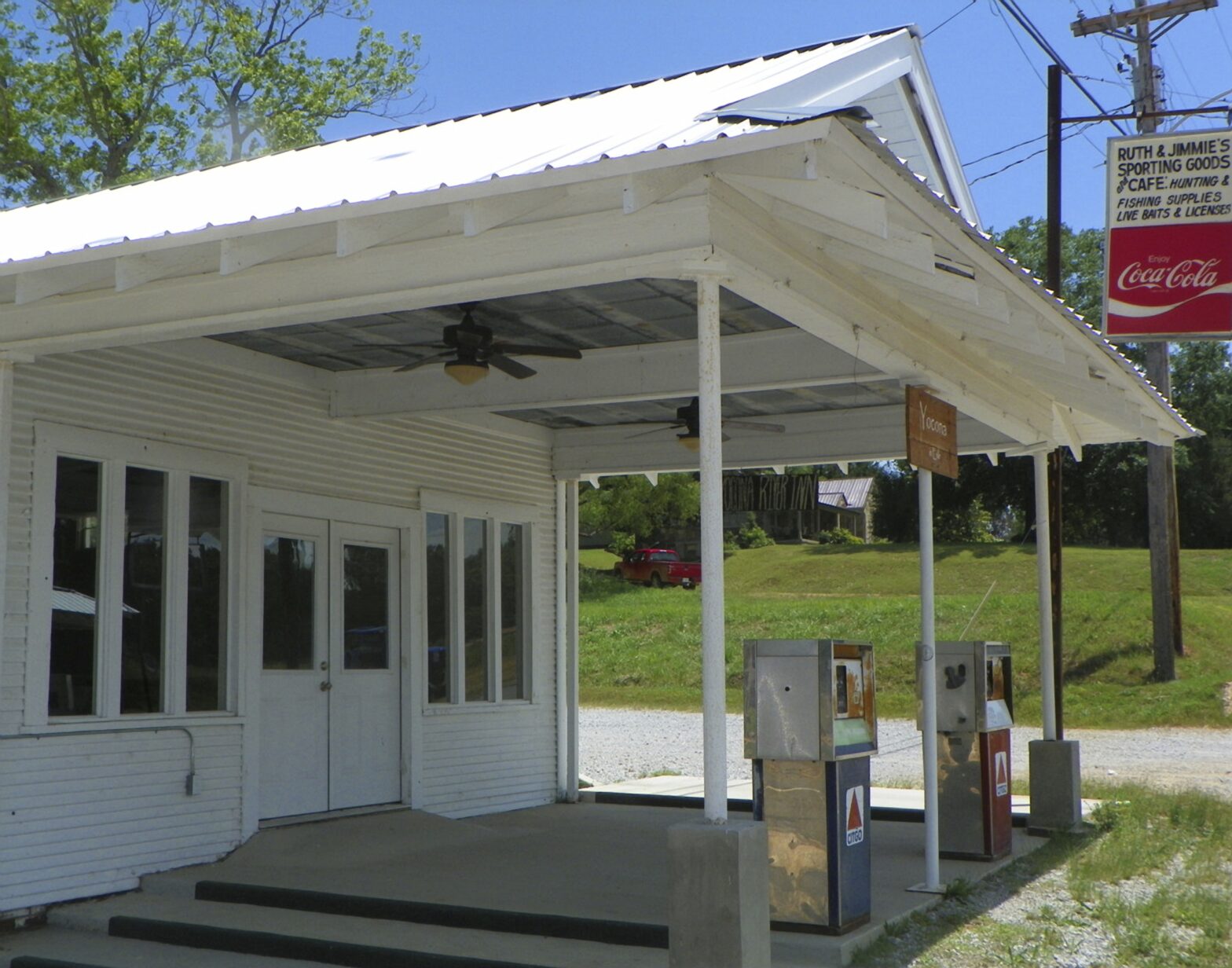 Yocona in Exile 1, Abbeville, MS, May 2011 Kudzu Republic